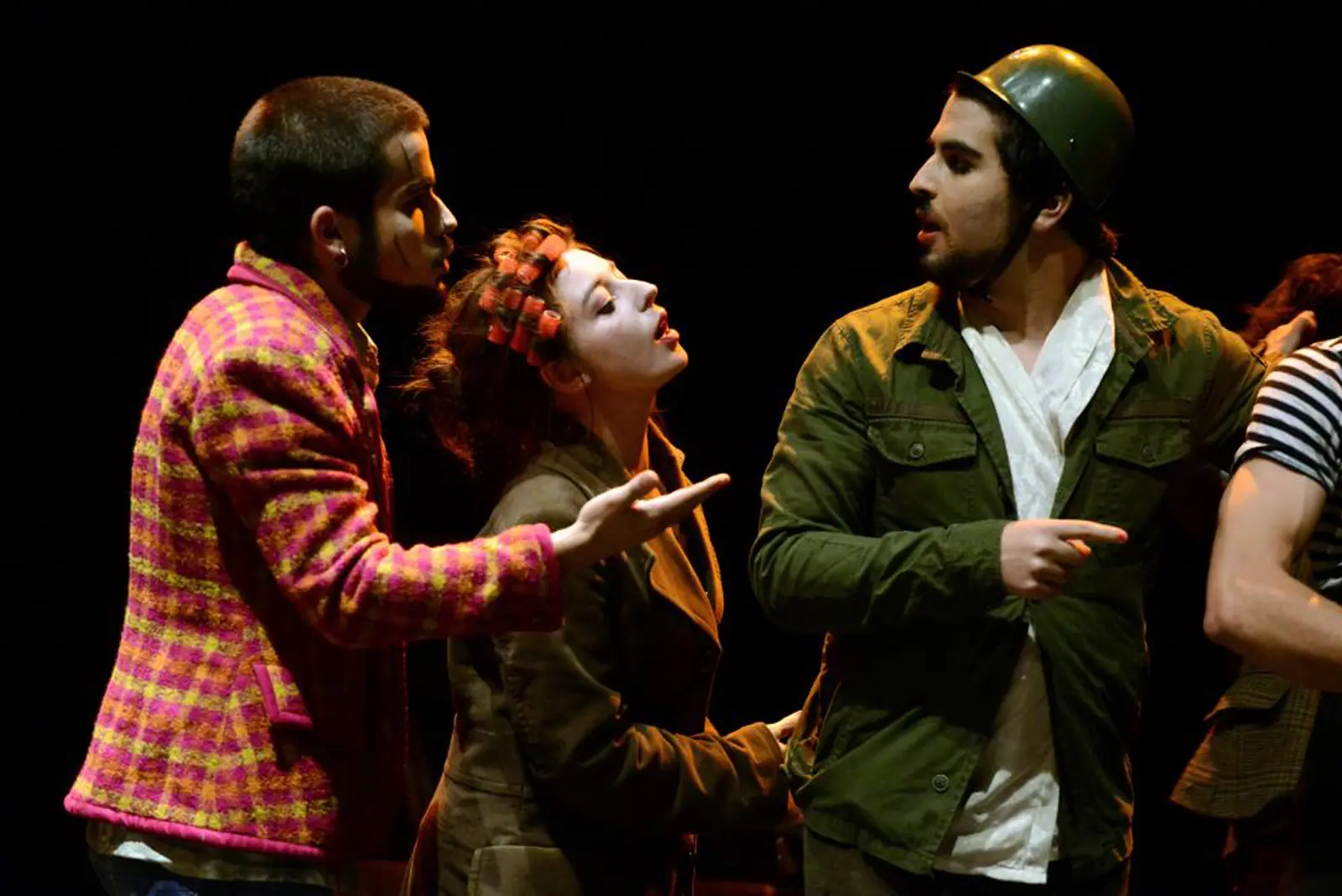 Escena teatral de JAXAAY CIRCUS